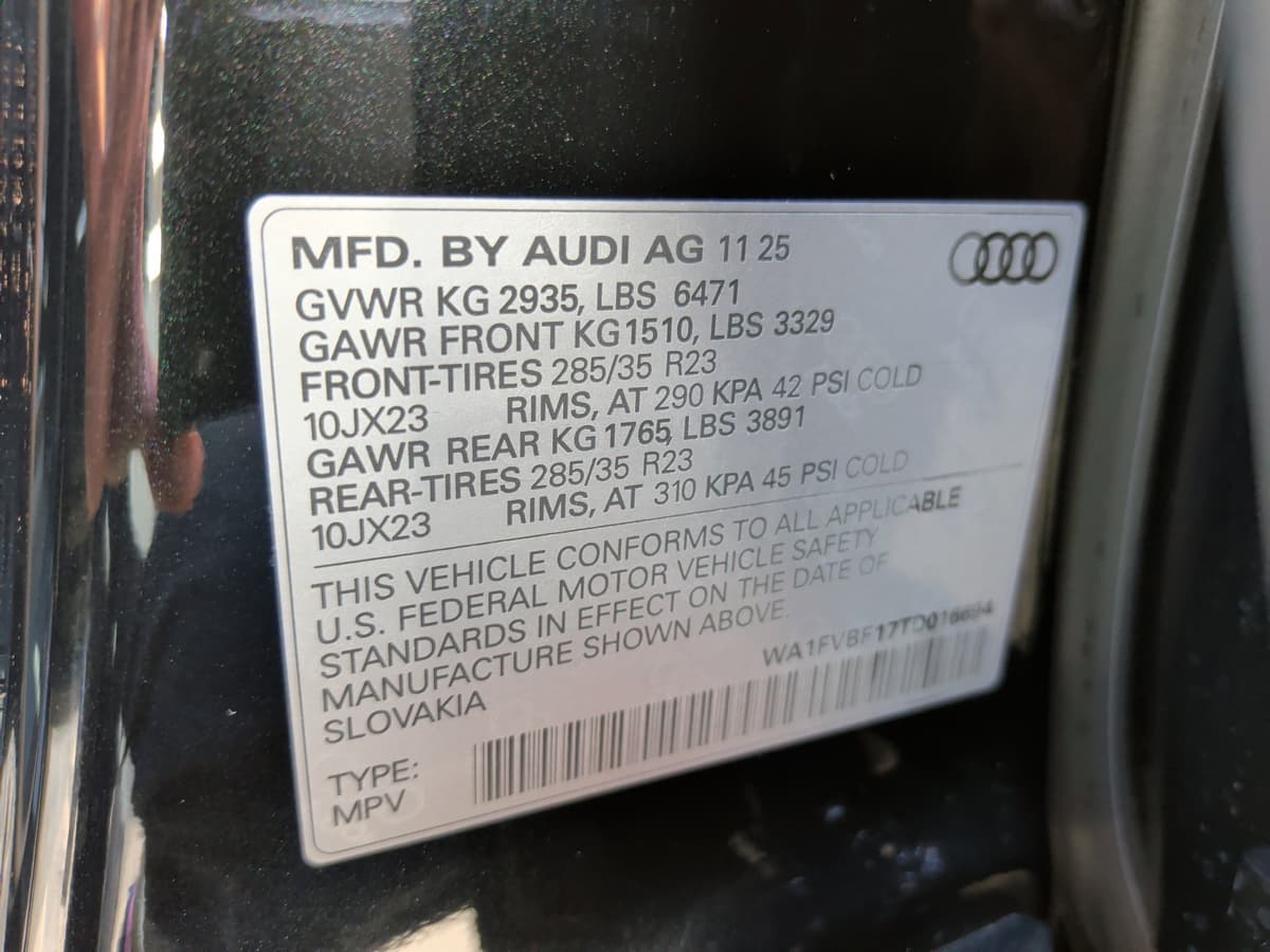 2026 Audi Q8 - Image 37