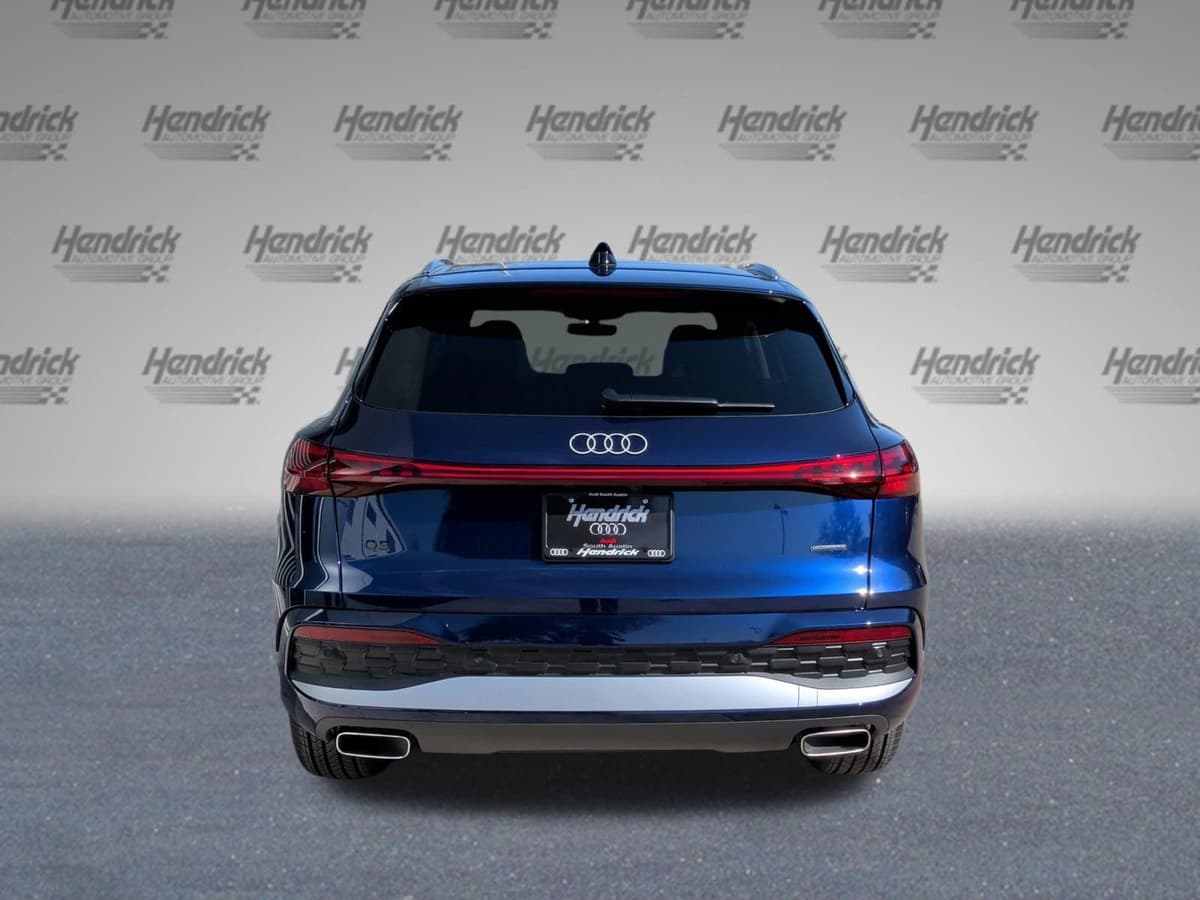 2025 Audi Q5 - Image 8