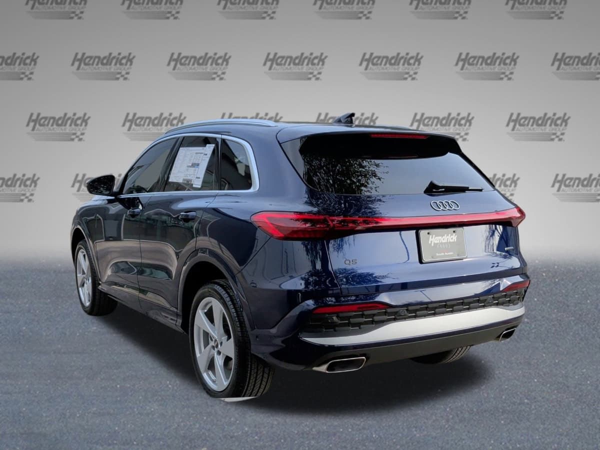 2025 Audi Q5 - Image 7