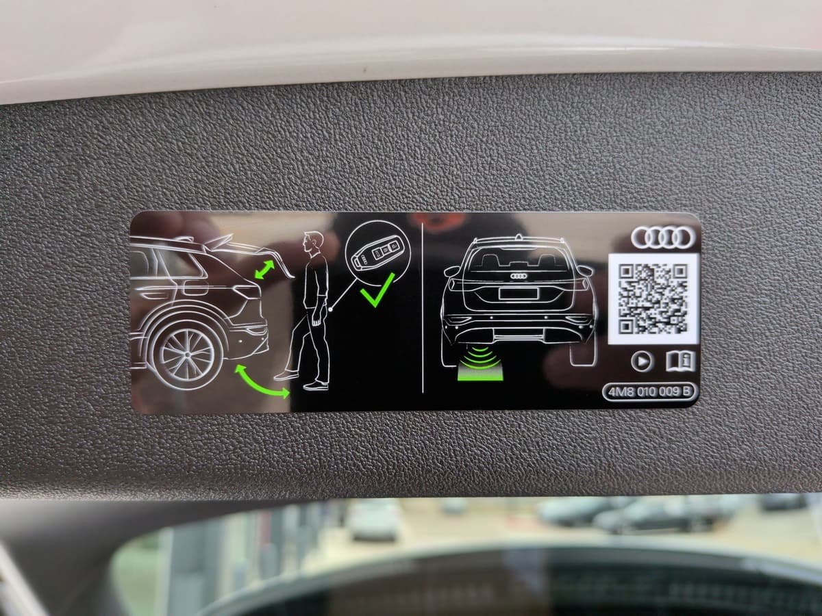 2025 Audi SQ5 - Image 39