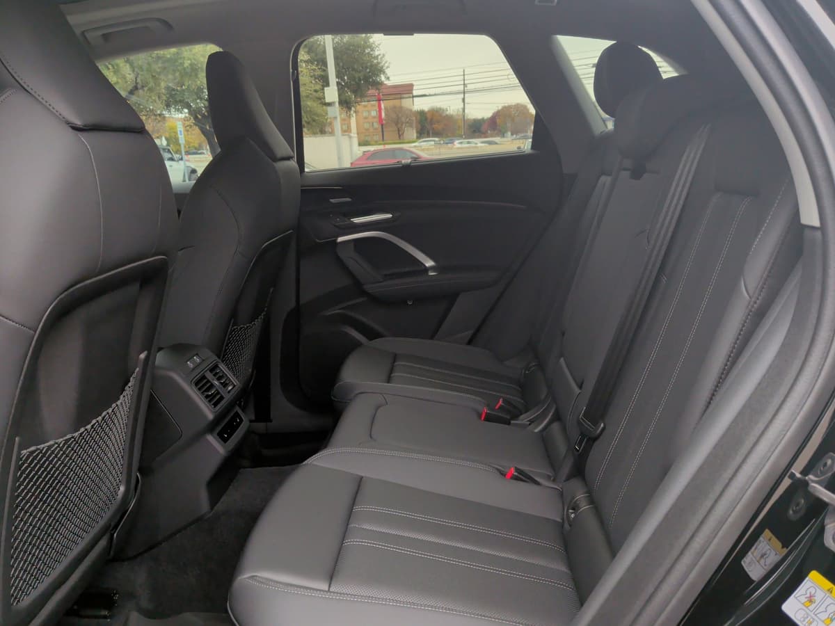 2025 Audi Q5 - Image 17