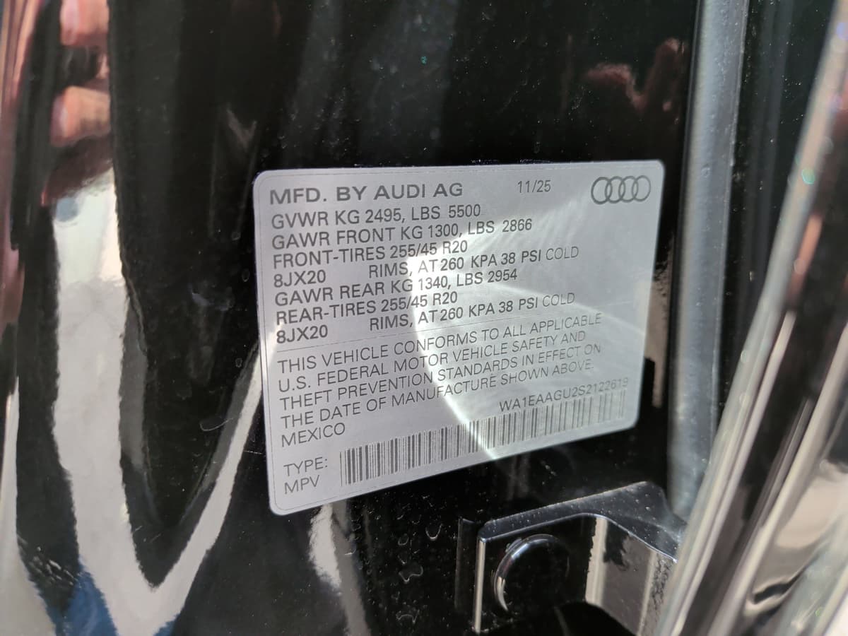 2025 Audi Q5 Sportback - Image 35