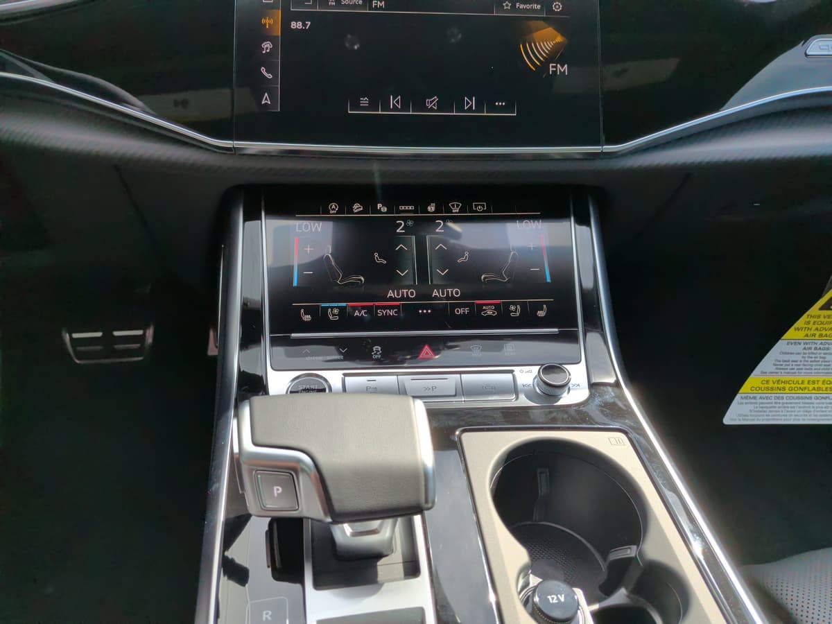 2026 Audi Q8 - Image 25