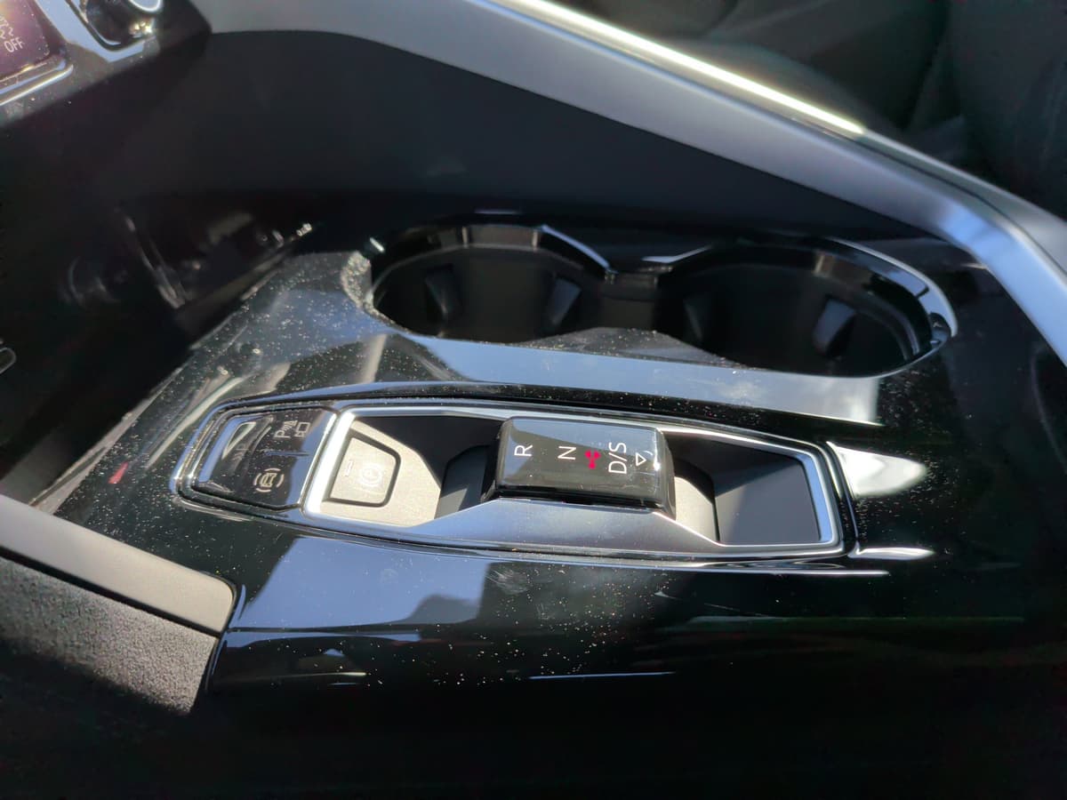 2025 Audi SQ5 - Image 29