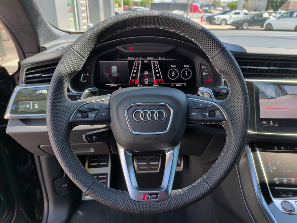 2026 Audi RS Q8 - Image 18