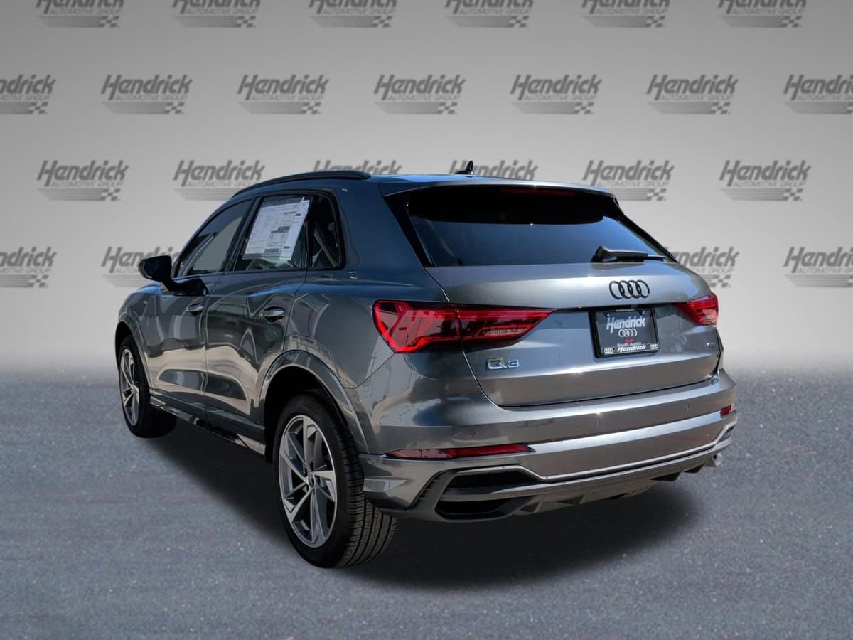 2025 Audi Q3 - Image 7