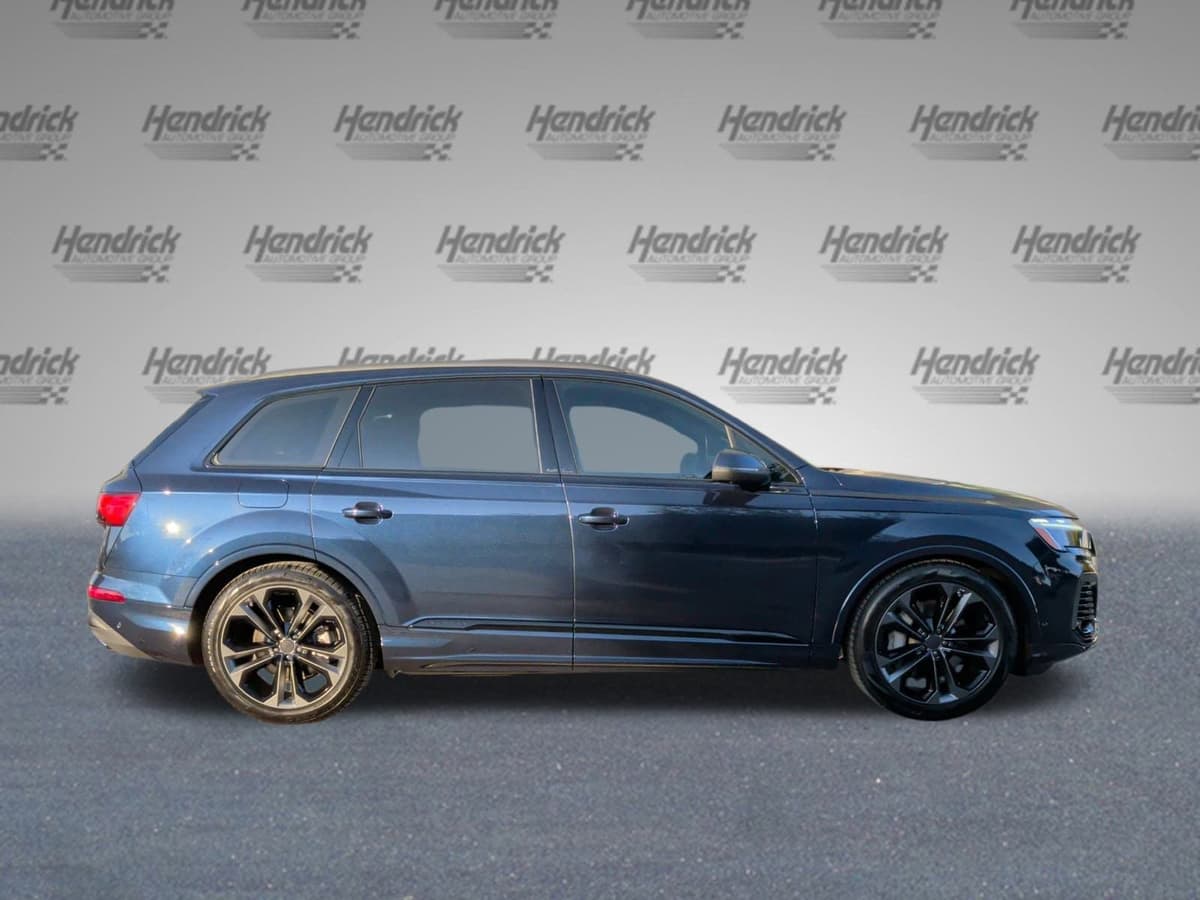 2026 Audi Q7 - Image 10