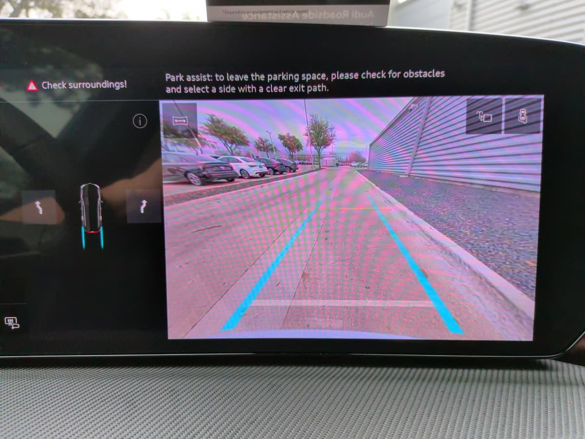 2025 Audi SQ5 - Image 27