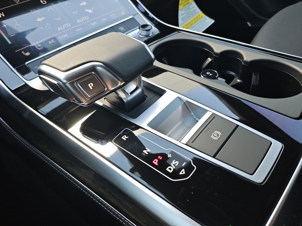 2026 Audi Q7 - Image 22