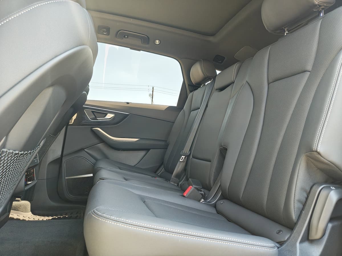 2026 Audi Q7 - Image 16