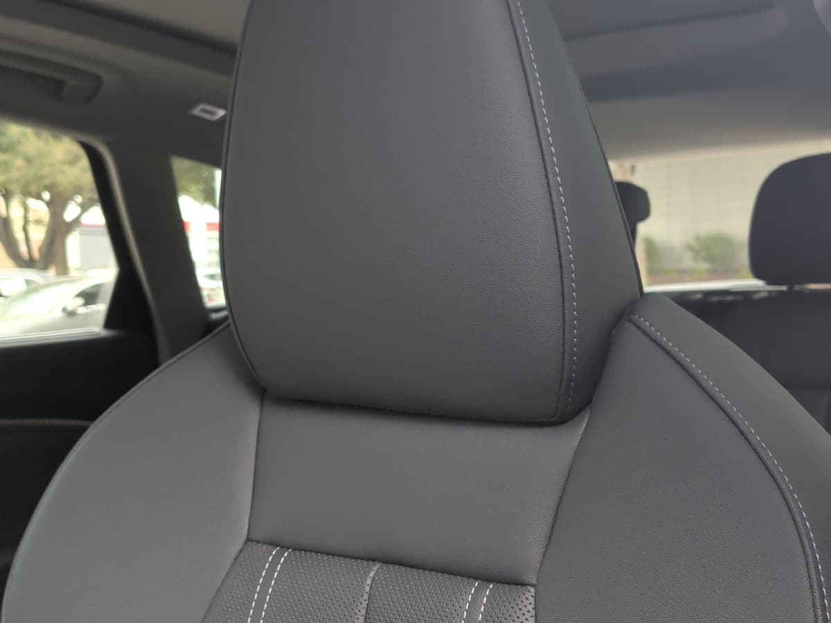 2025 Audi Q5 - Image 30