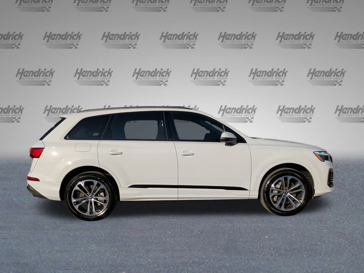 2026 Audi Q7 - Image 10