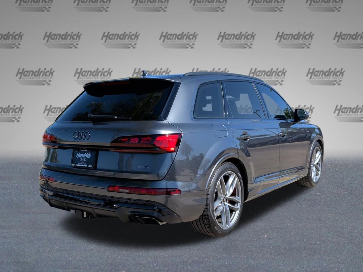 2026 Audi Q7 - Image 9
