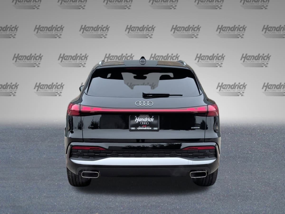 2025 Audi Q5 - Image 8