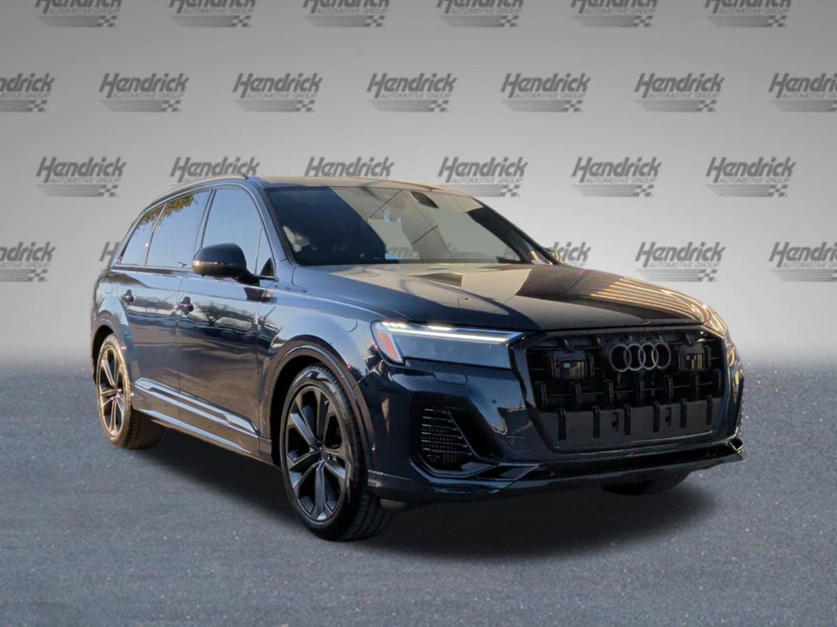 2026 Audi Q7 - Image 2