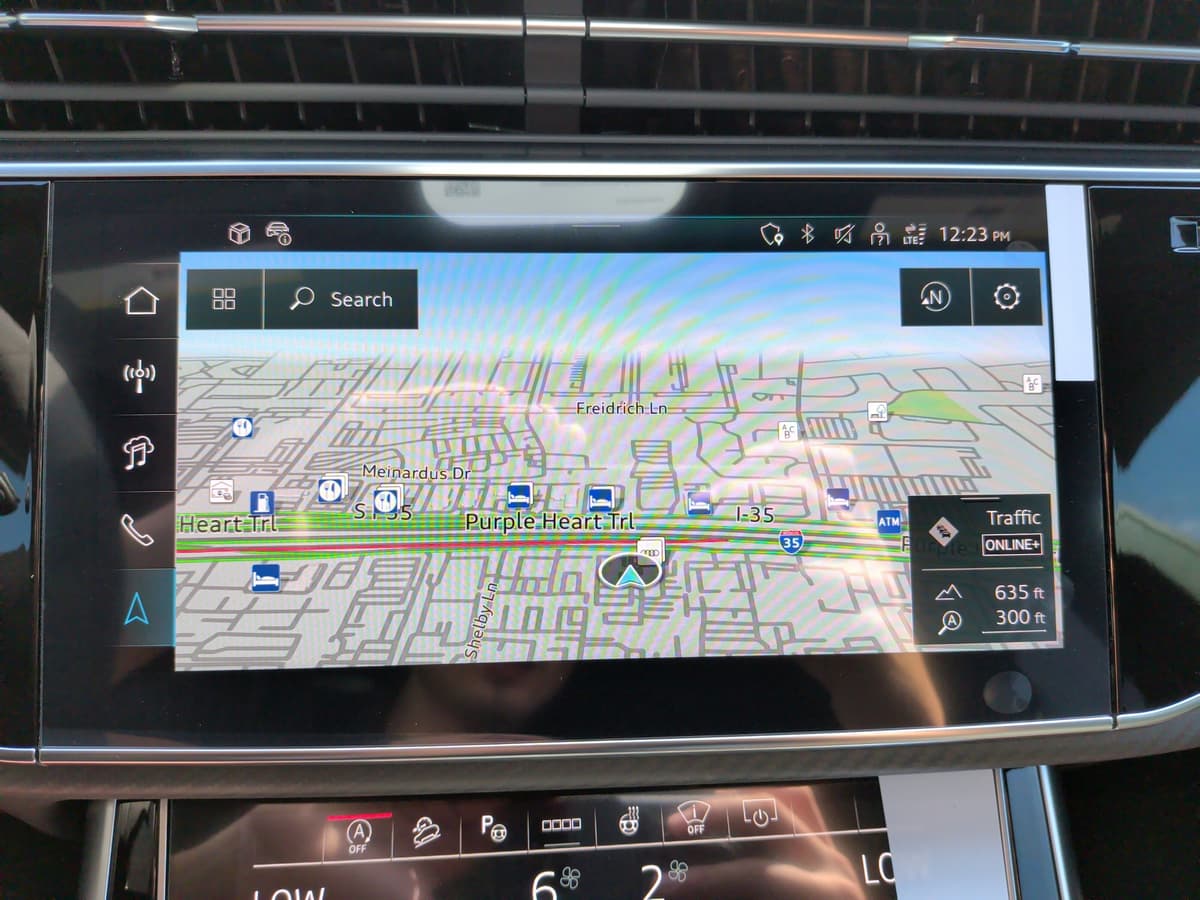 2026 Audi RS Q8 - Image 27