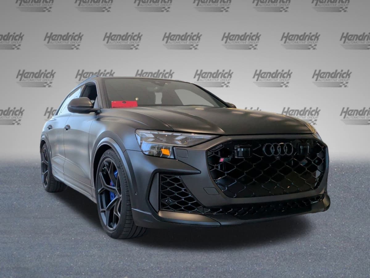 2026 Audi RS Q8 - Image 5
