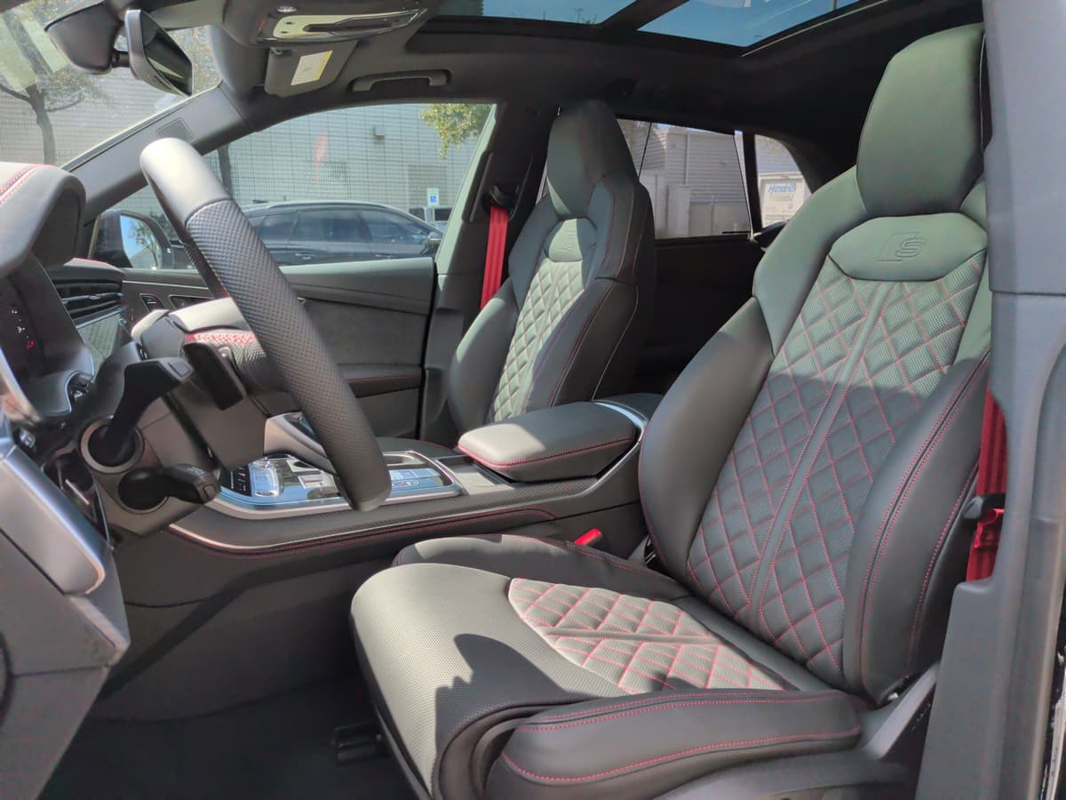 2026 Audi Q8 - Image 16
