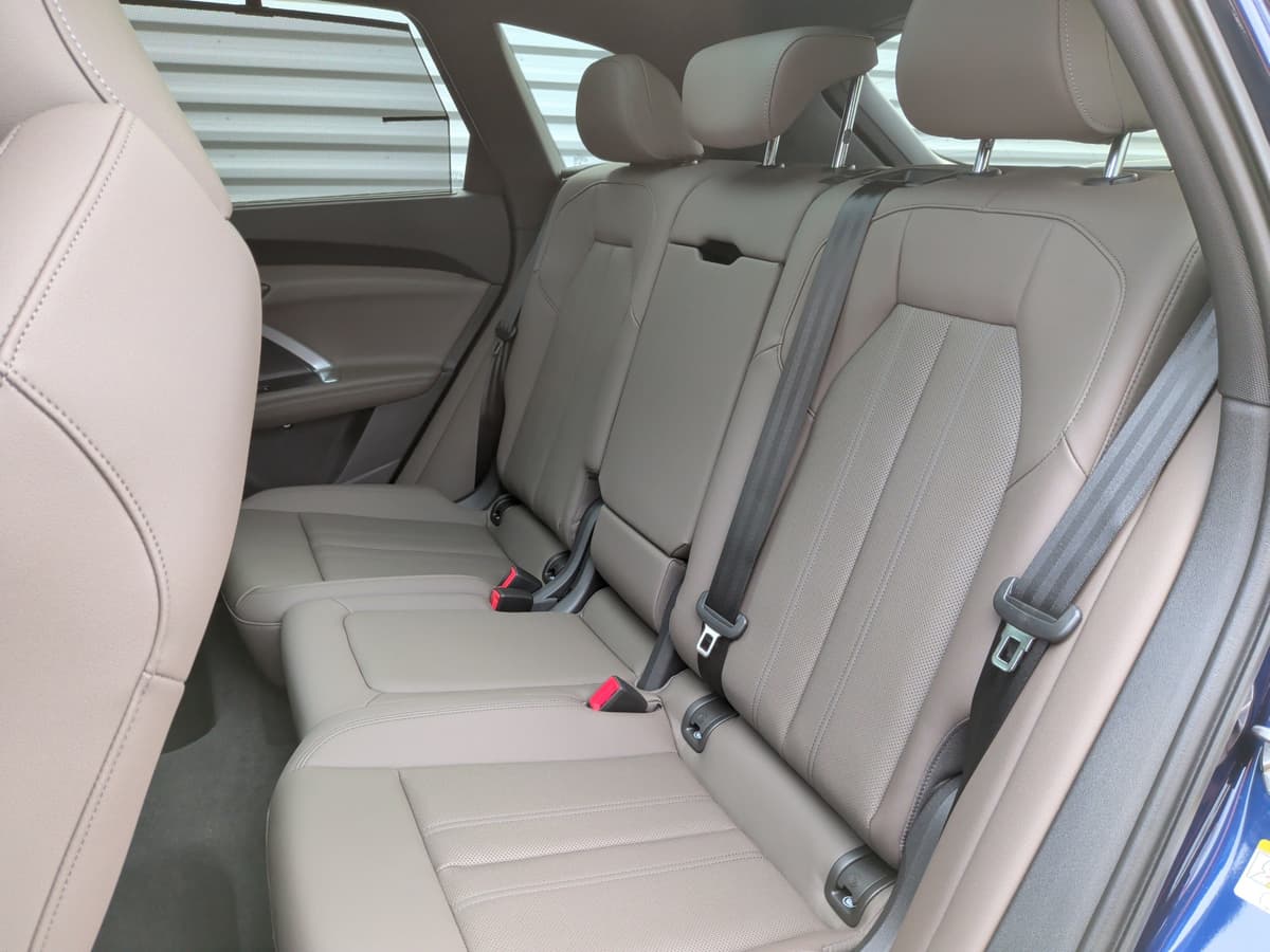 2025 Audi Q5 - Image 34