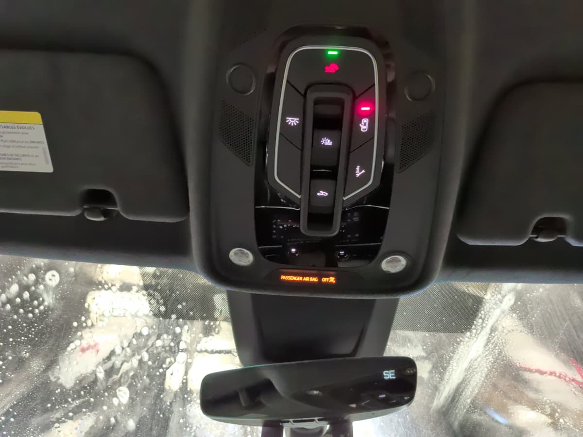 2026 Audi SQ8 - Image 30