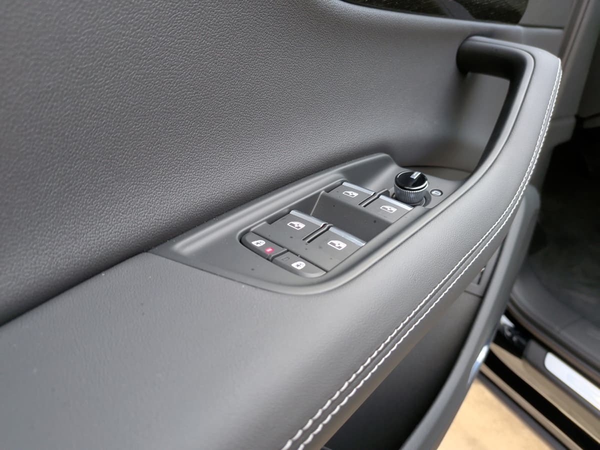 2026 Audi Q7 - Image 14