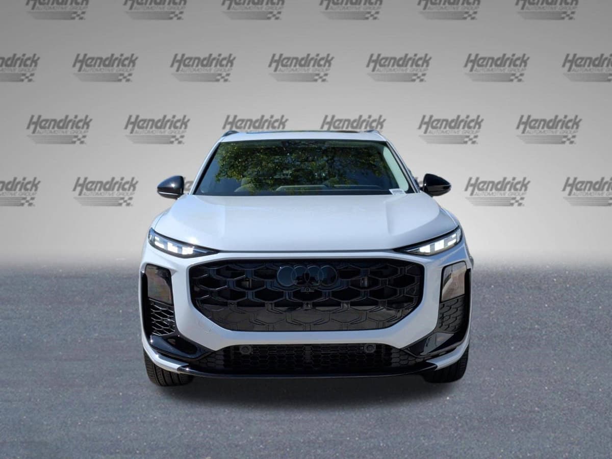 2026 Audi Q3 - Image 3