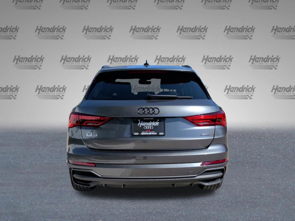 2025 Audi Q3 - Image 8