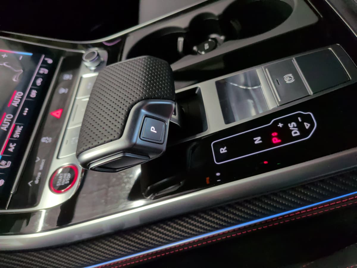 2026 Audi SQ8 - Image 29