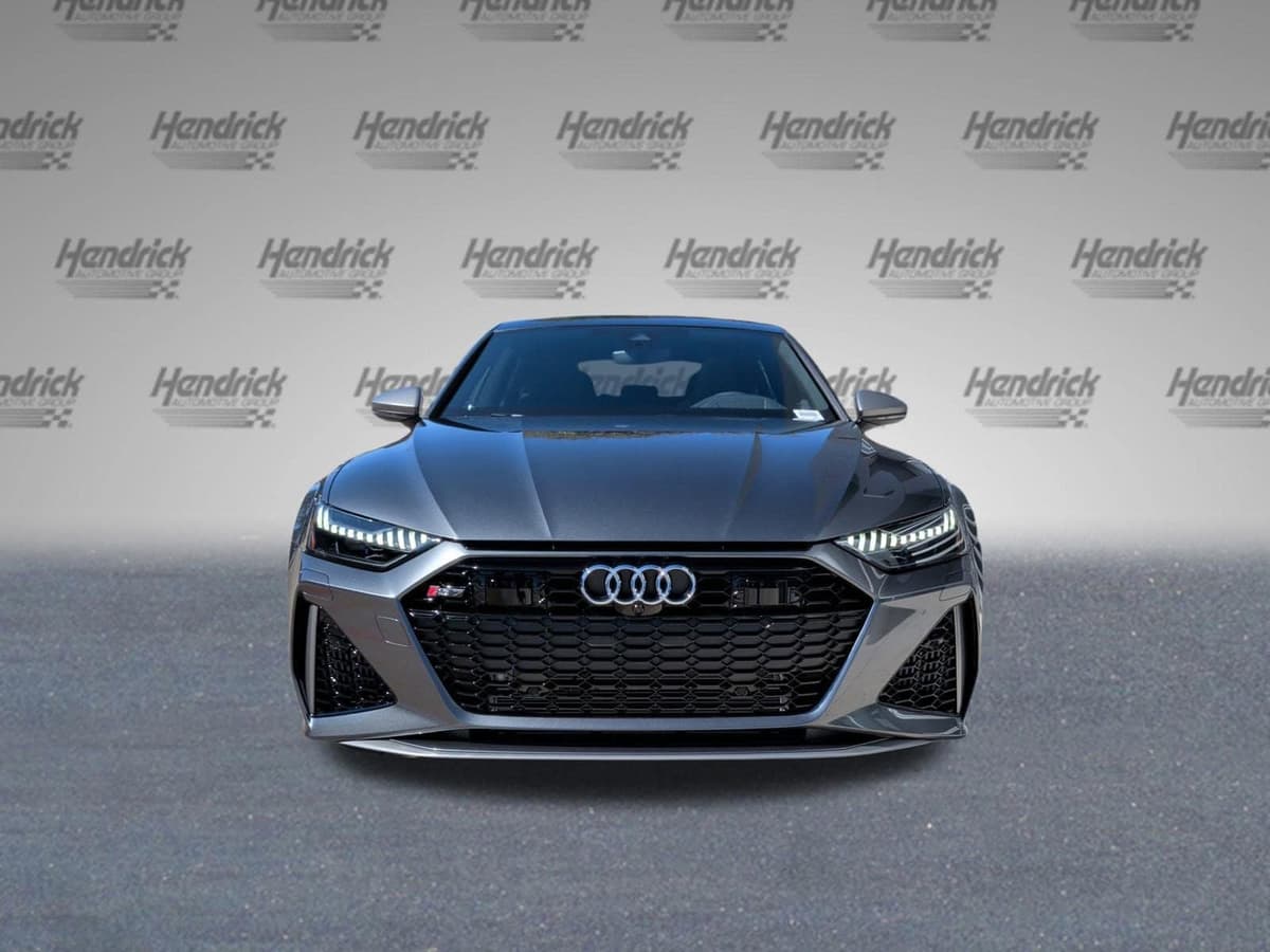 2025 Audi RS 7 - Image 3