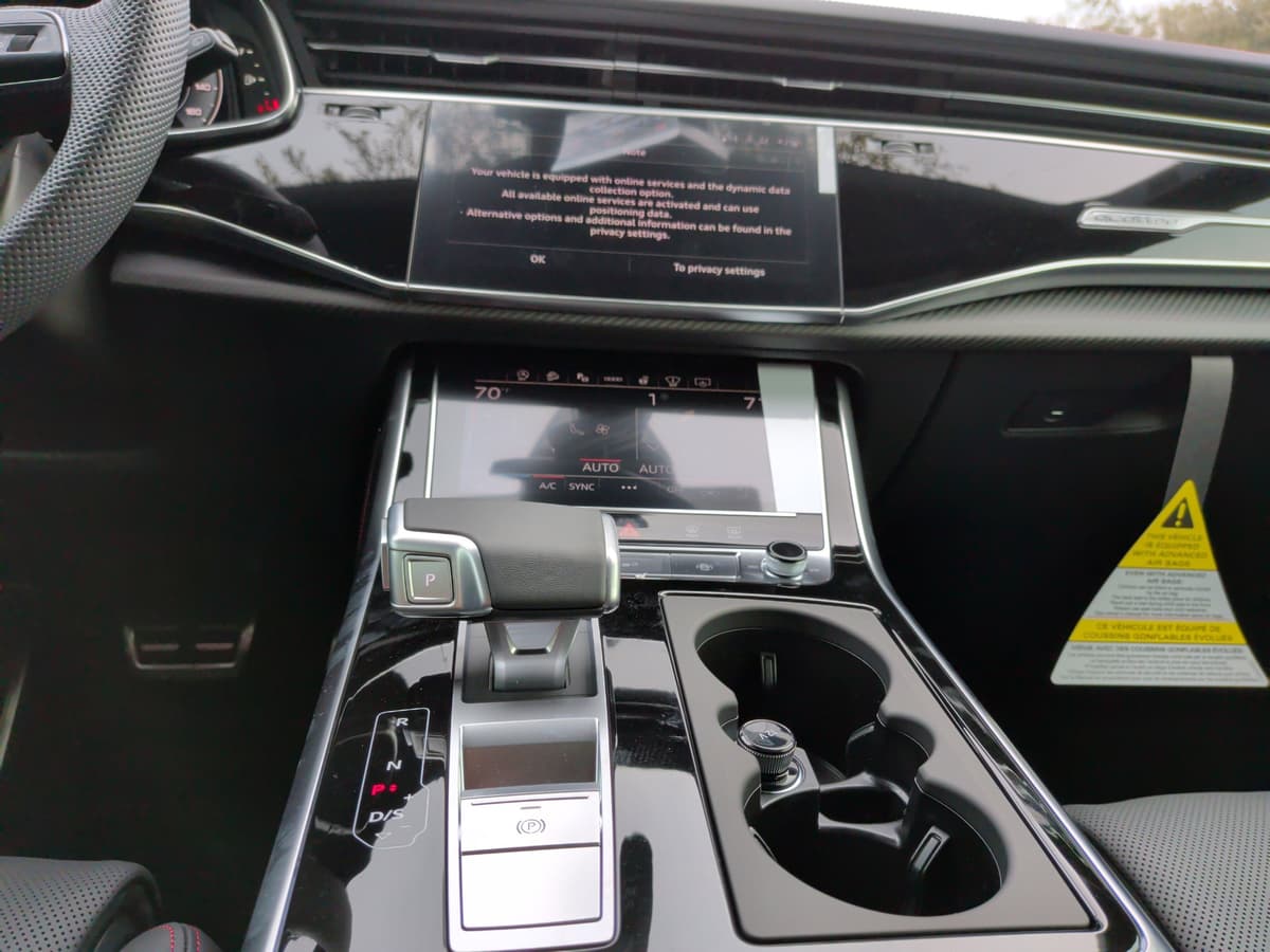 2026 Audi Q8 - Image 25