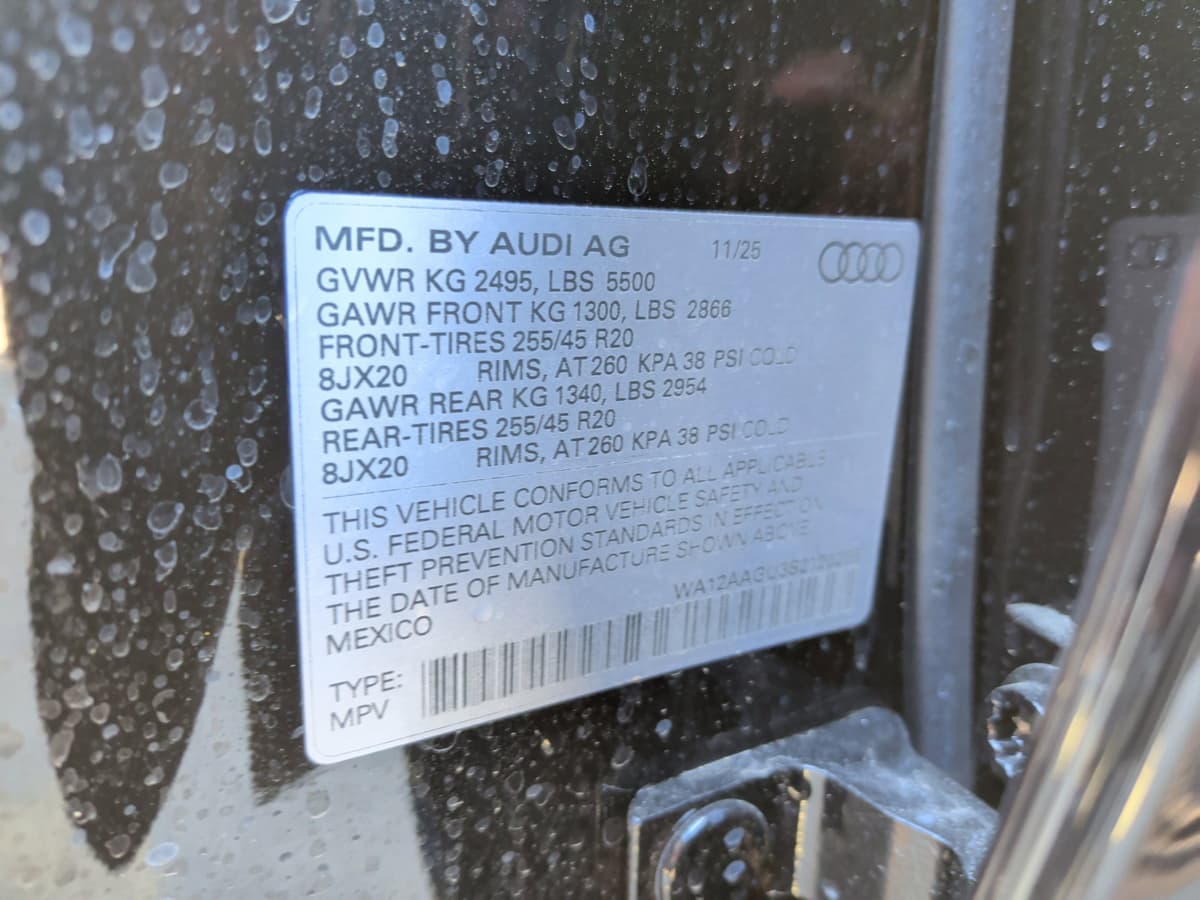 2025 Audi Q5 - Image 37