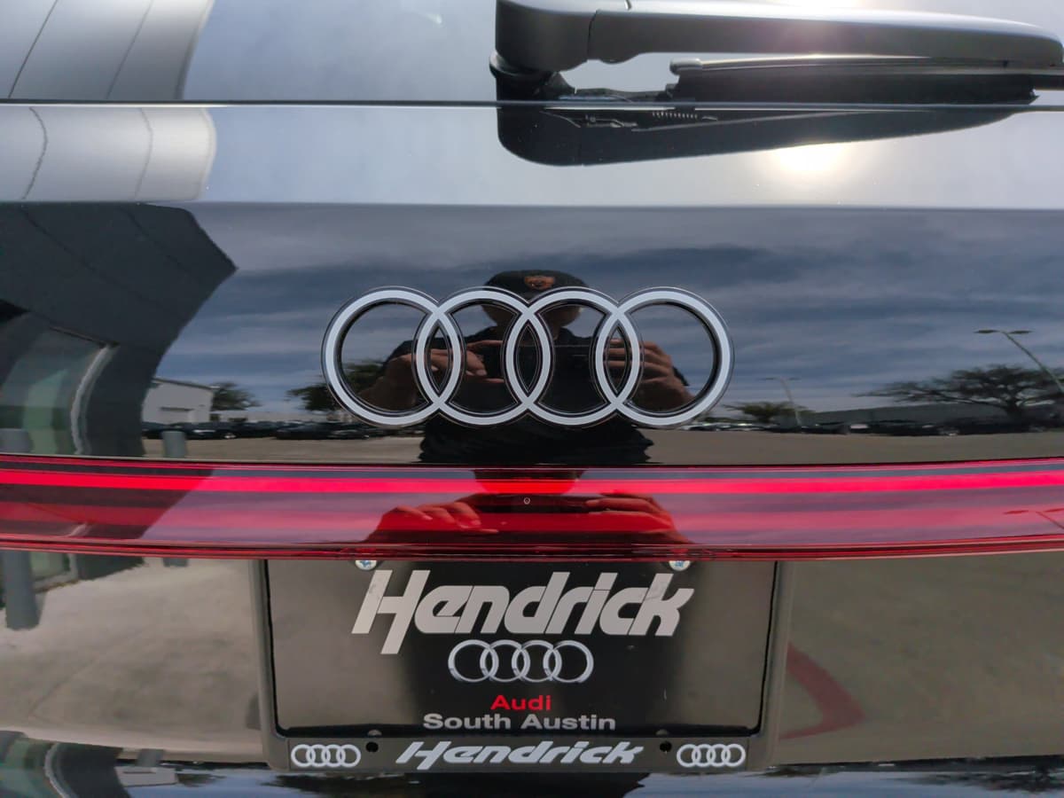 2025 Audi Q5 Sportback - Image 38