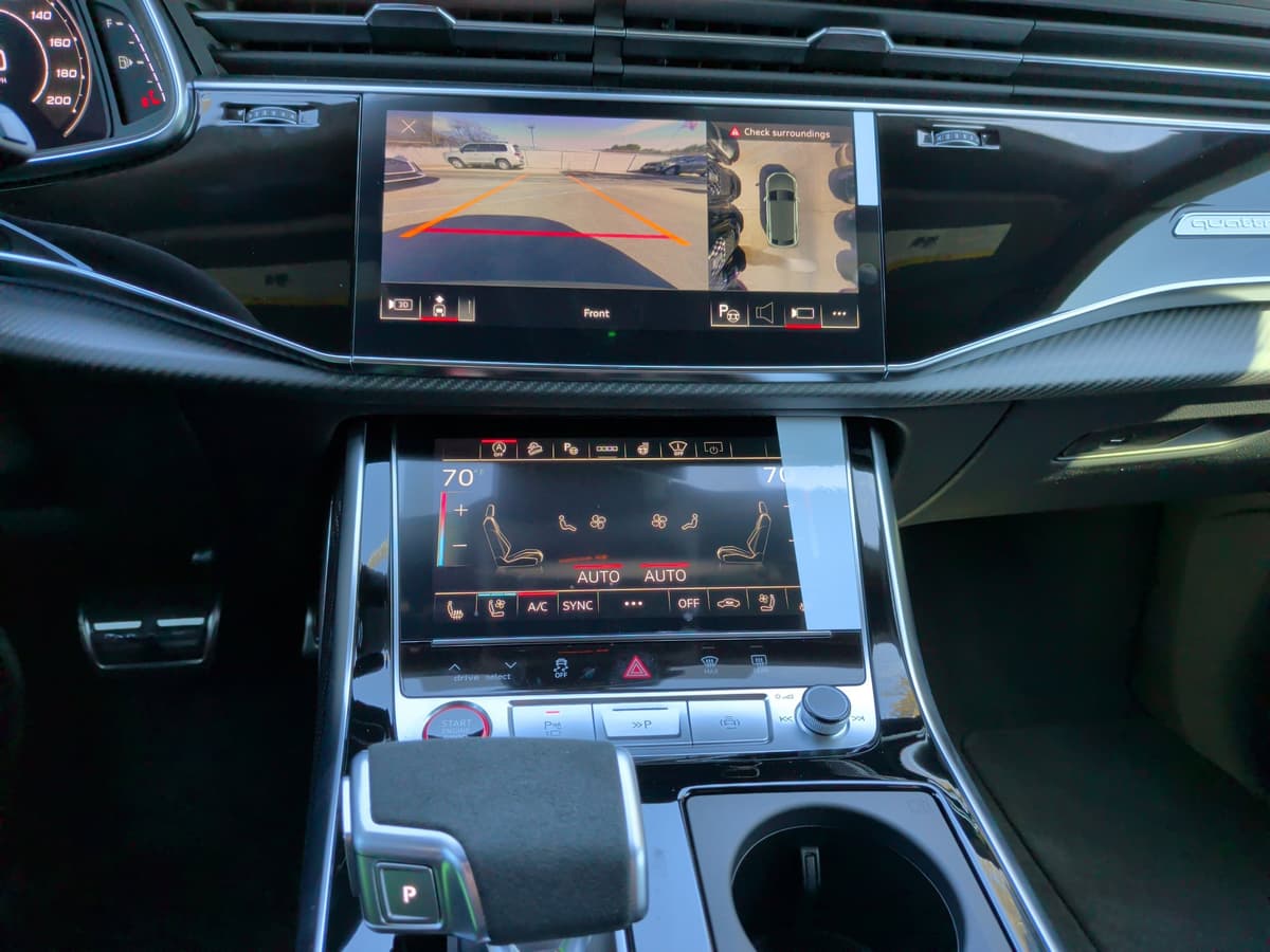 2026 Audi RS Q8 - Image 16