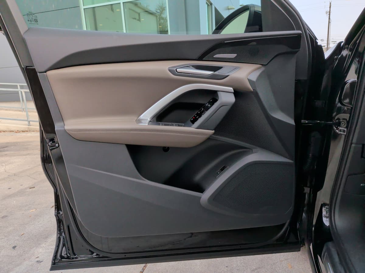 2025 Audi Q5 - Image 13