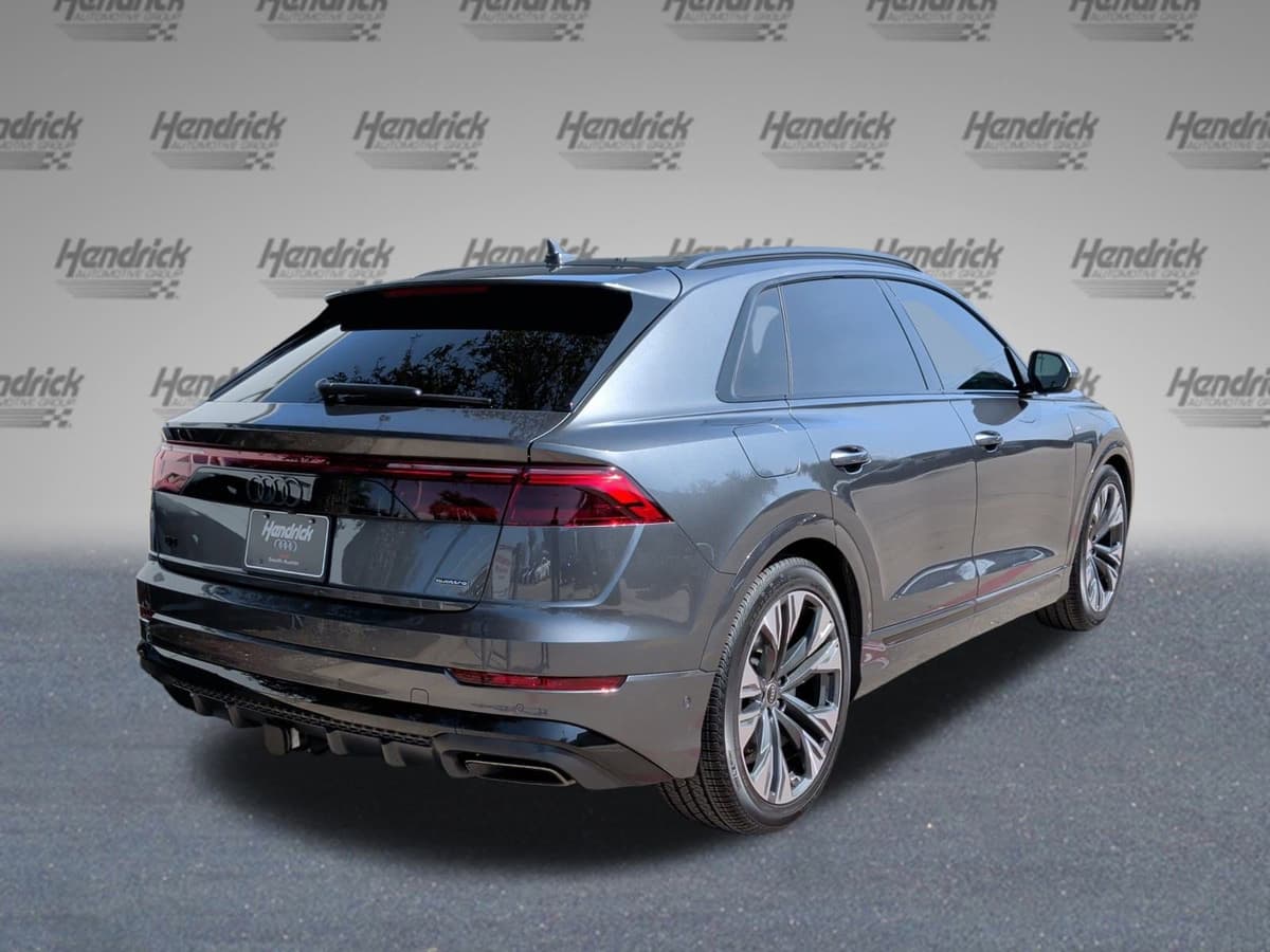 2026 Audi Q8 - Image 9