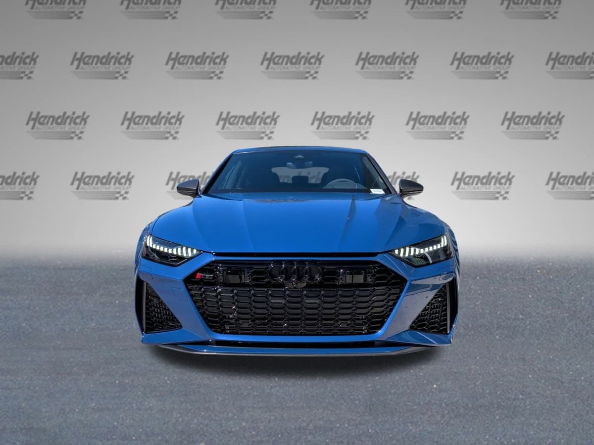 2025 Audi RS 7 - Image 3