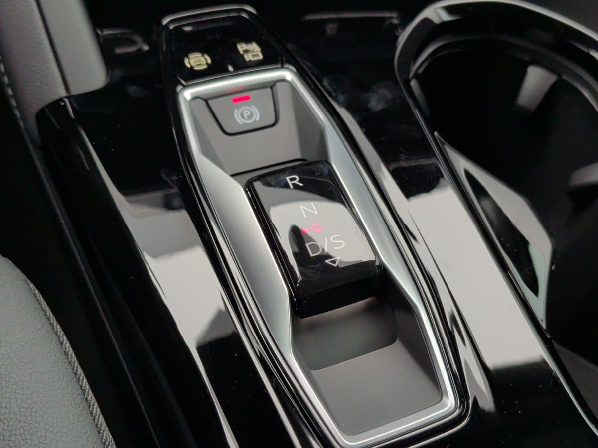 2025 Audi Q5 - Image 27