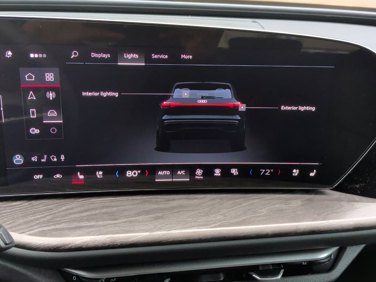 2025 Audi Q5 - Image 24