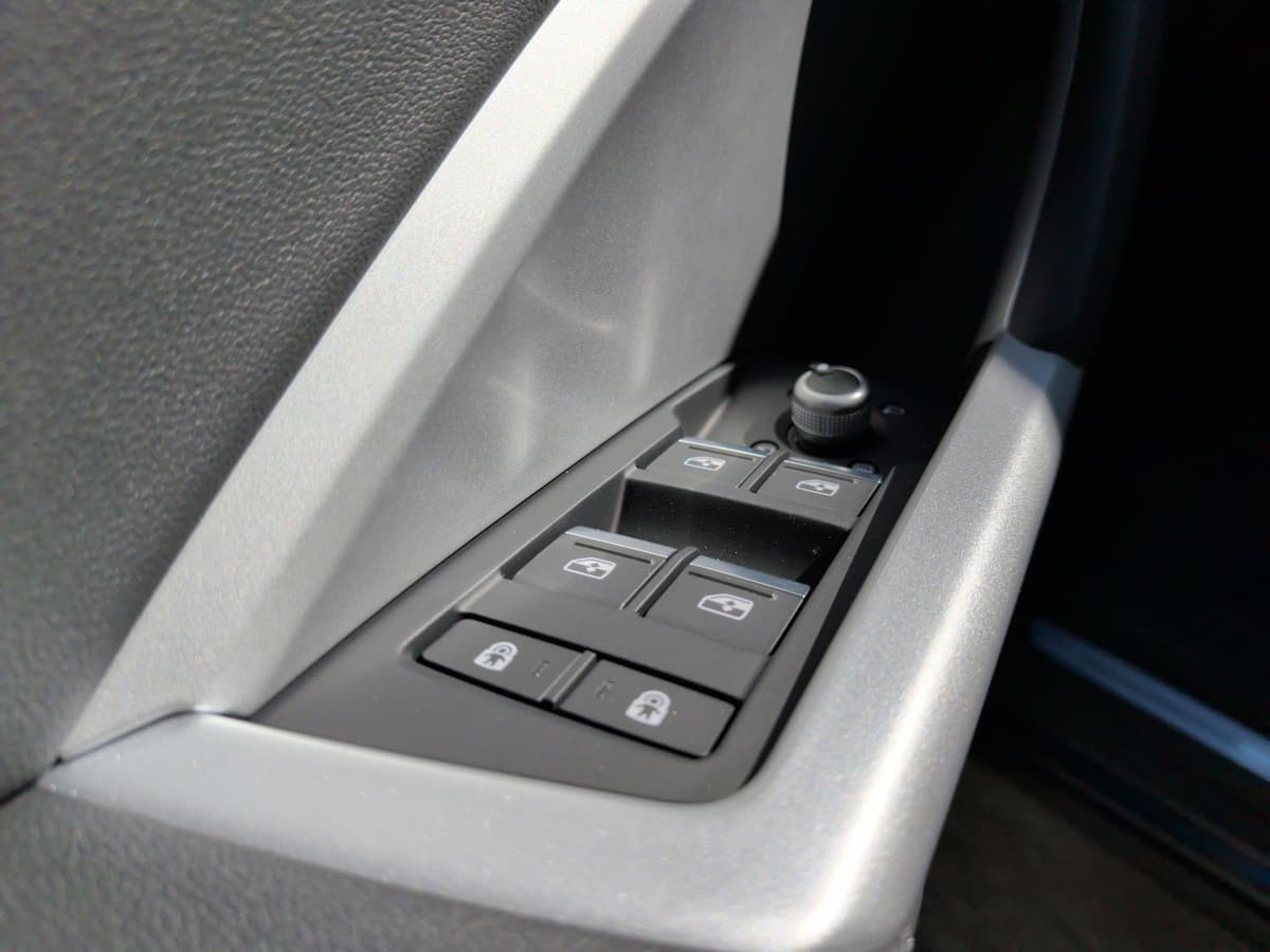 2025 Audi Q3 - Image 14