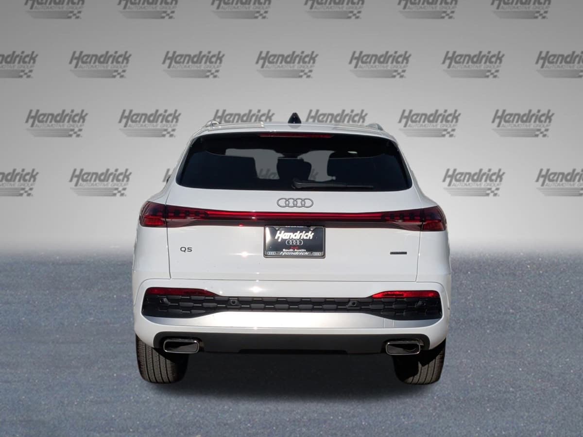 2025 Audi Q5 - Image 8