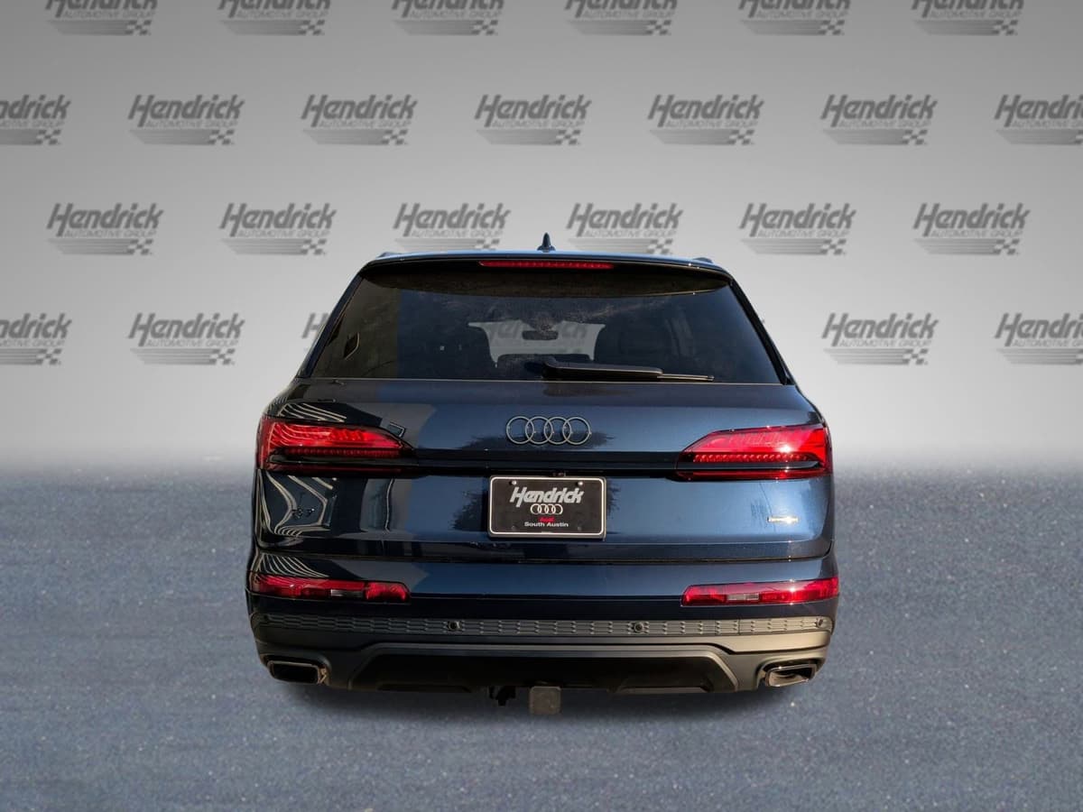 2026 Audi Q7 - Image 8