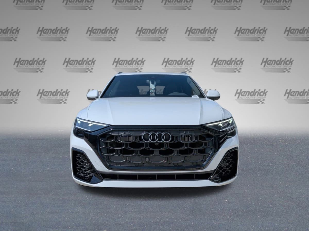 2026 Audi Q8 - Image 3
