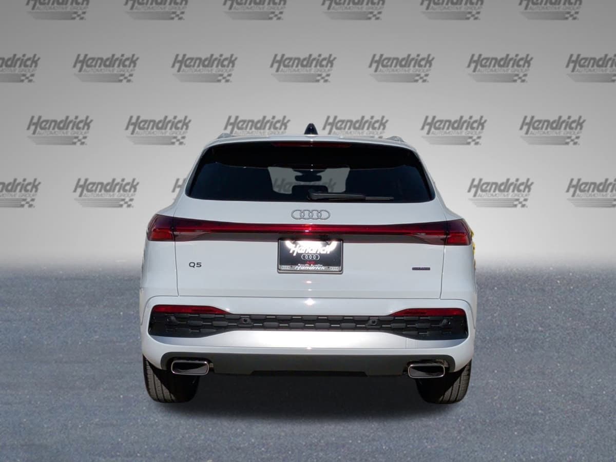 2025 Audi Q5 - Image 8