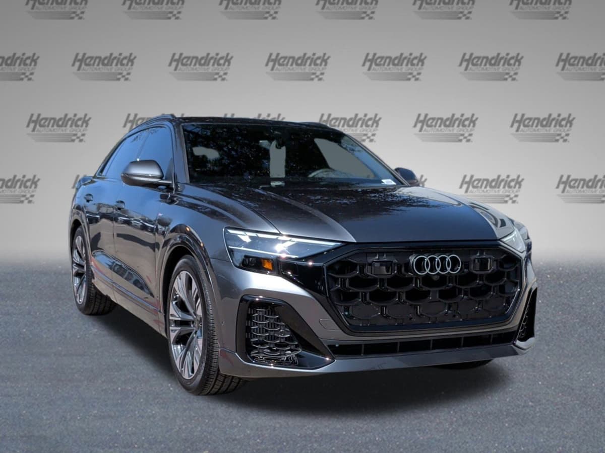 2026 Audi Q8 - Image 2