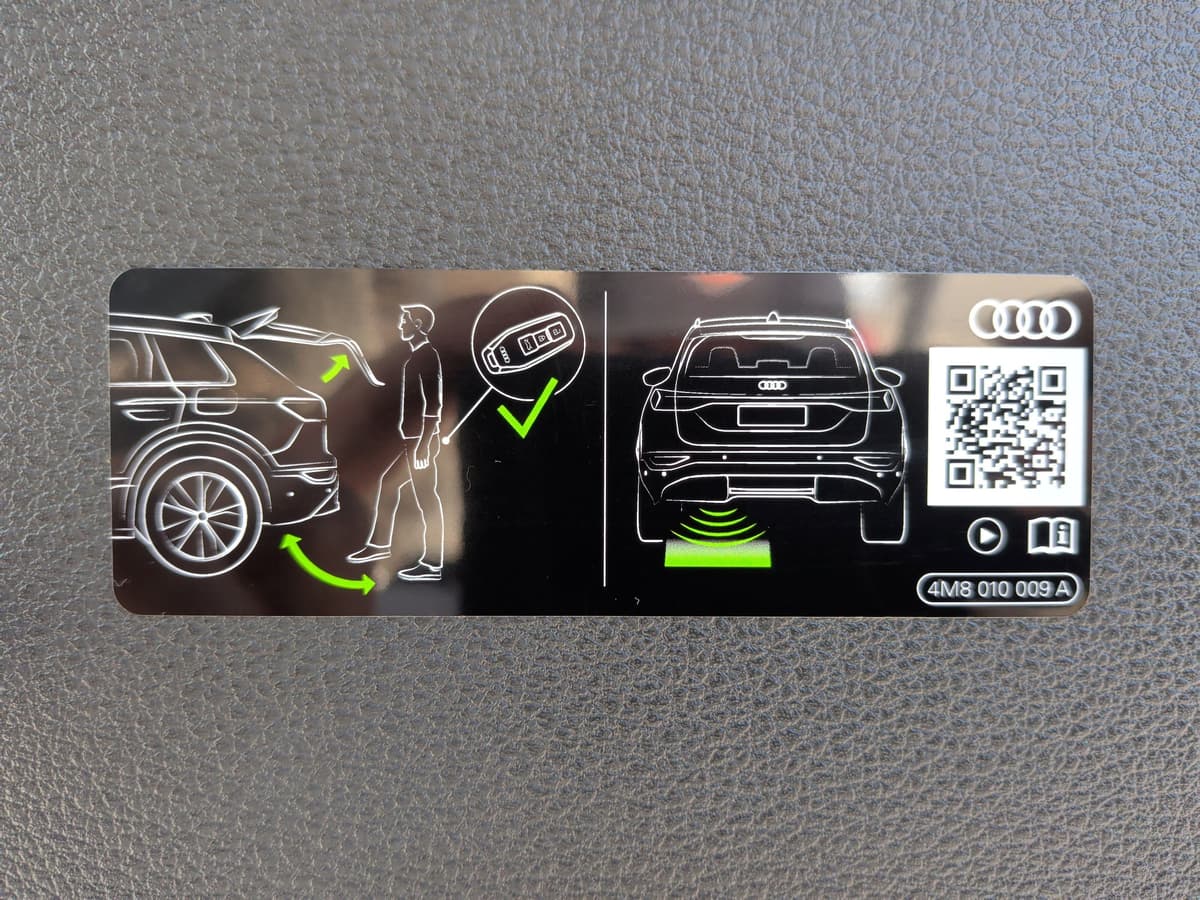 2026 Audi RS Q8 - Image 42