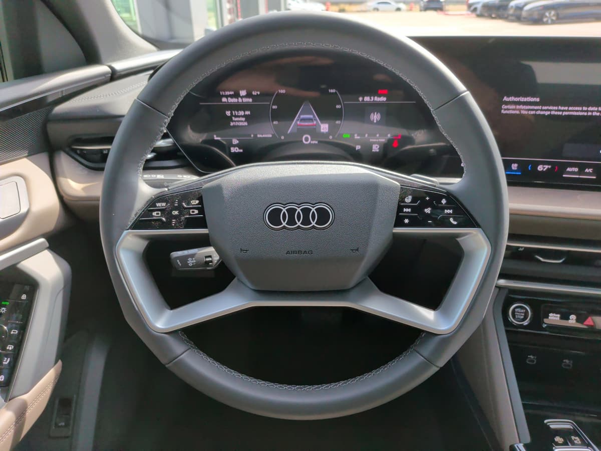 2025 Audi Q5 - Image 19