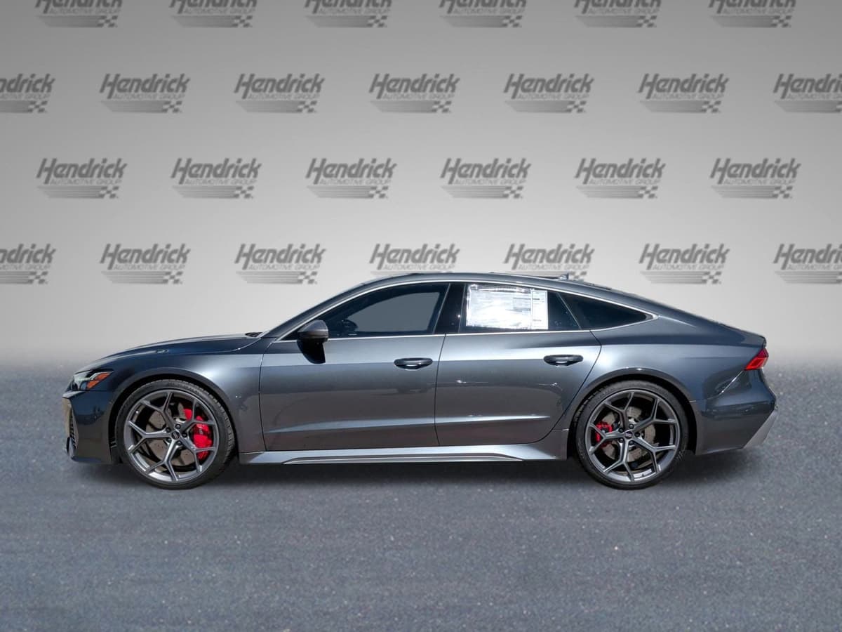 2025 Audi RS 7 - Image 6