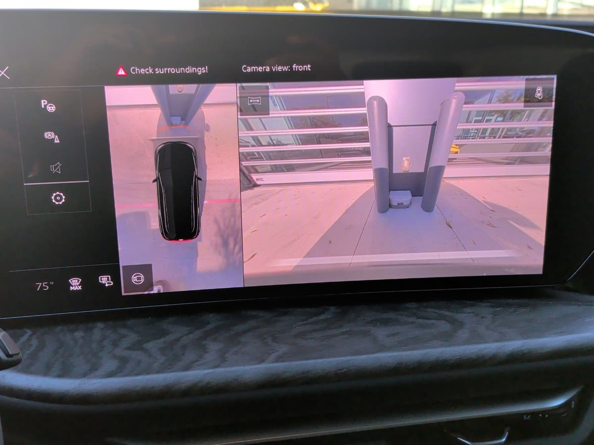 2025 Audi Q5 - Image 25