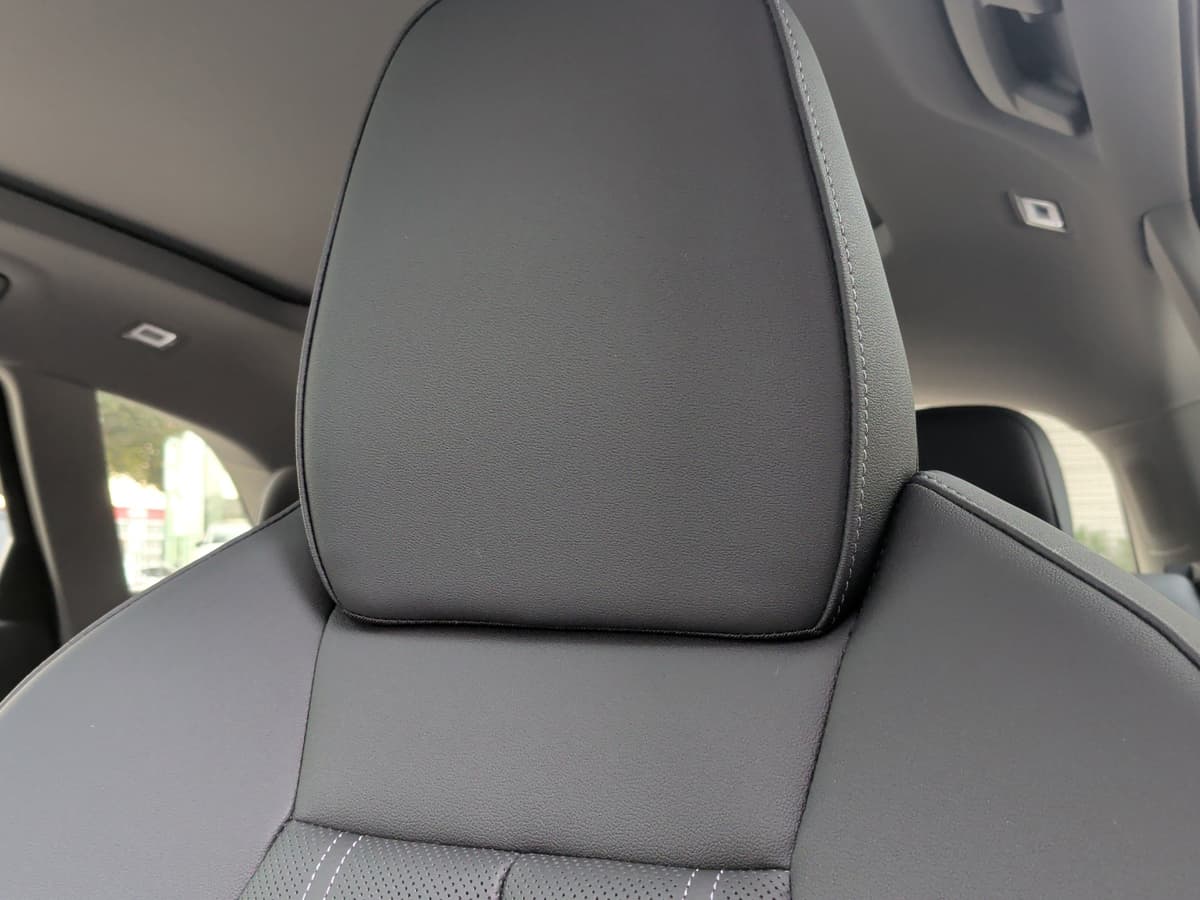 2025 Audi Q5 - Image 31