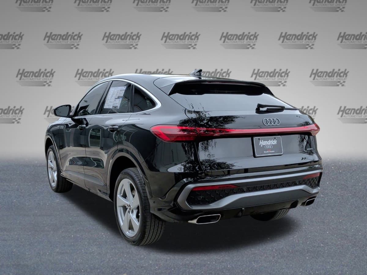 2025 Audi Q5 Sportback - Image 7